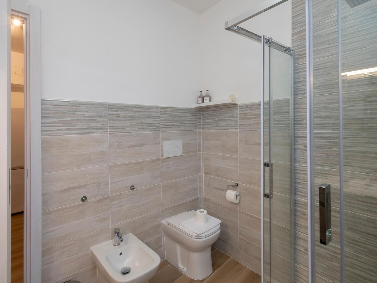 B&B La Ringhiera - Meda 43 米兰 外观 照片